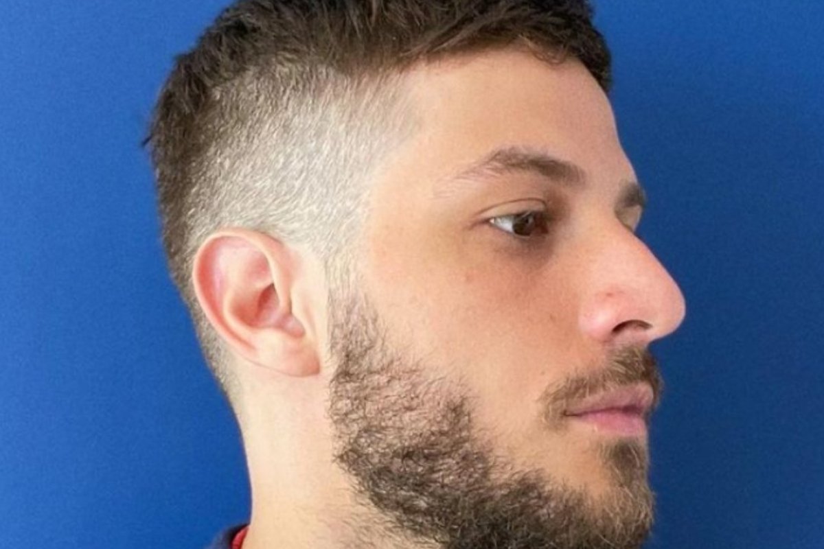 Chay Suede radicaliza em visual e fãs levam susto! 