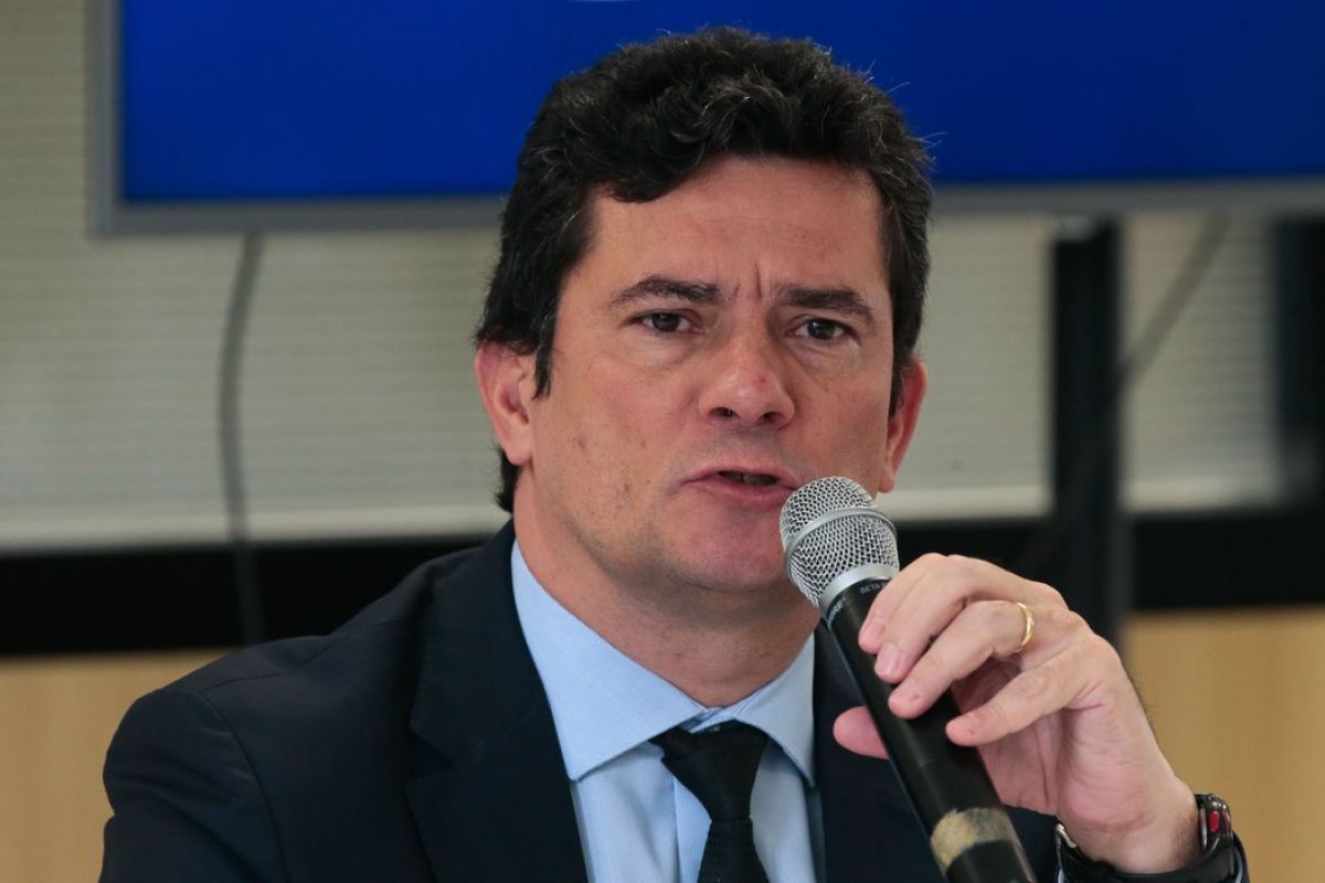 Sergio Moro deve se filiar ao Podemos para eleições em 2022, diz coluna