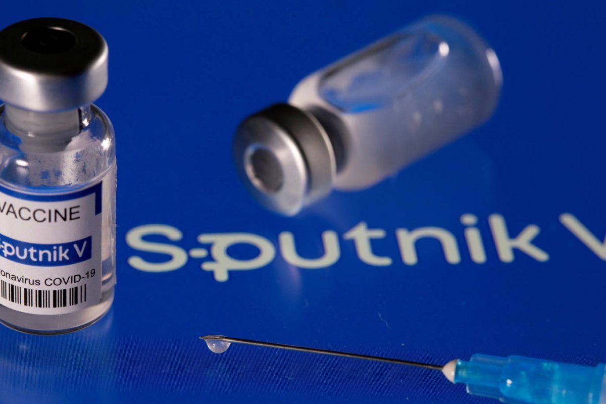 Gerentes da Anvisa reprovam importação da vacina Sputnik V 