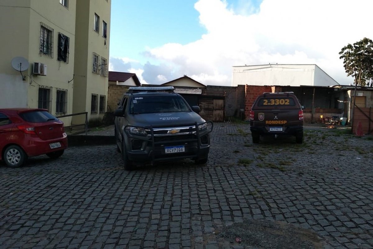 Ação policial contra suspeitos de homicídios é realizada no bairro de Cajazeiras, em Salvador