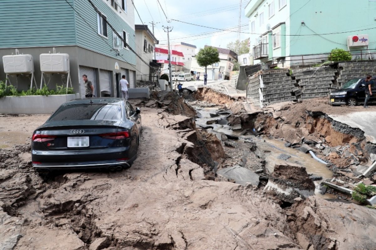 Terremoto volta a atingir a costa leste do Japão nesta sexta-feira (30)