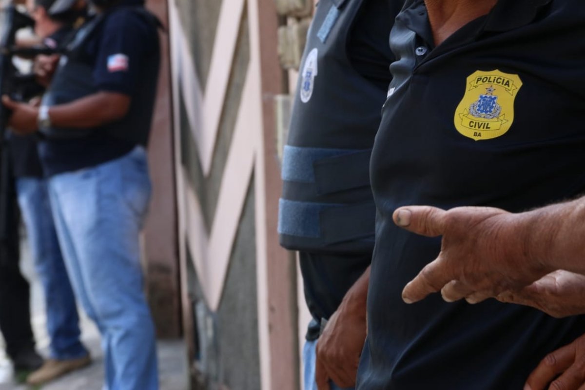 Policia Civil prende suspeitos de furto e receptação de ouro no centro de Salvador