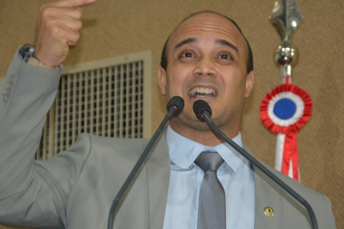 AL-BA publica representação contra Capitão Alden 