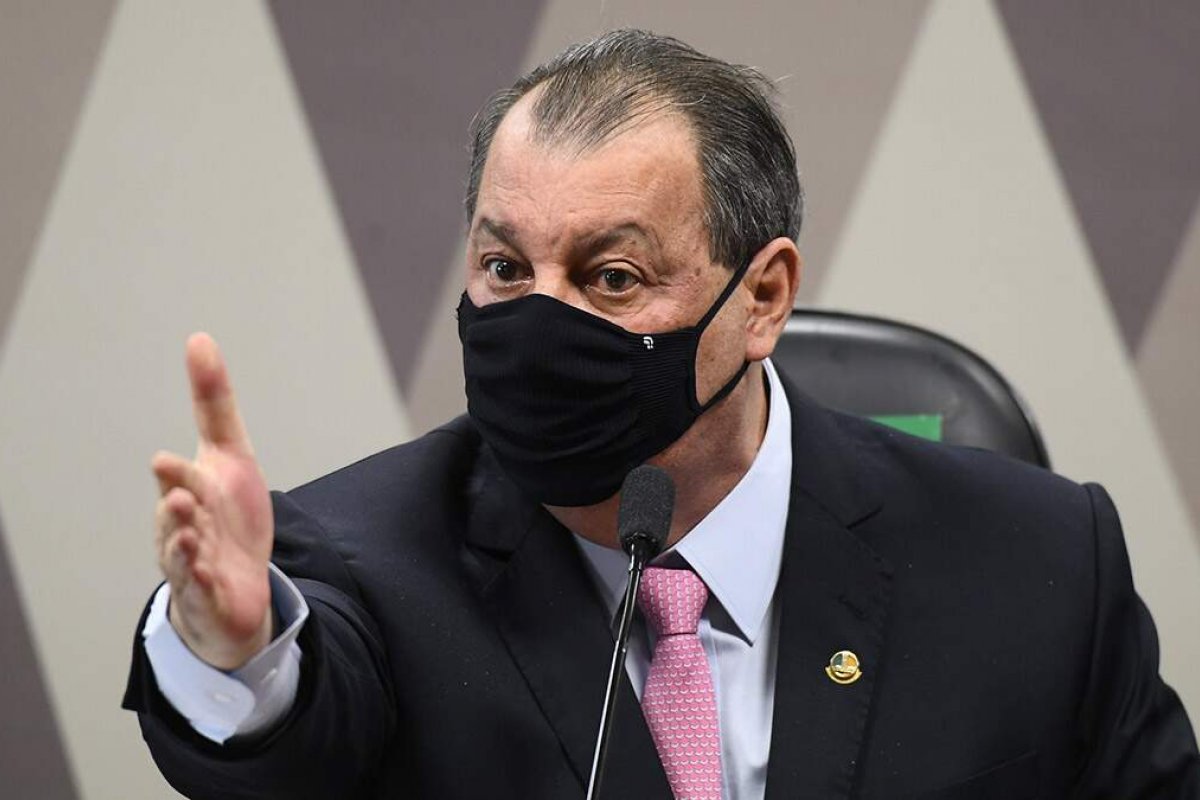 Presidente da CPI da Covid diz que pode convocar Guedes e governadores para depoimento 