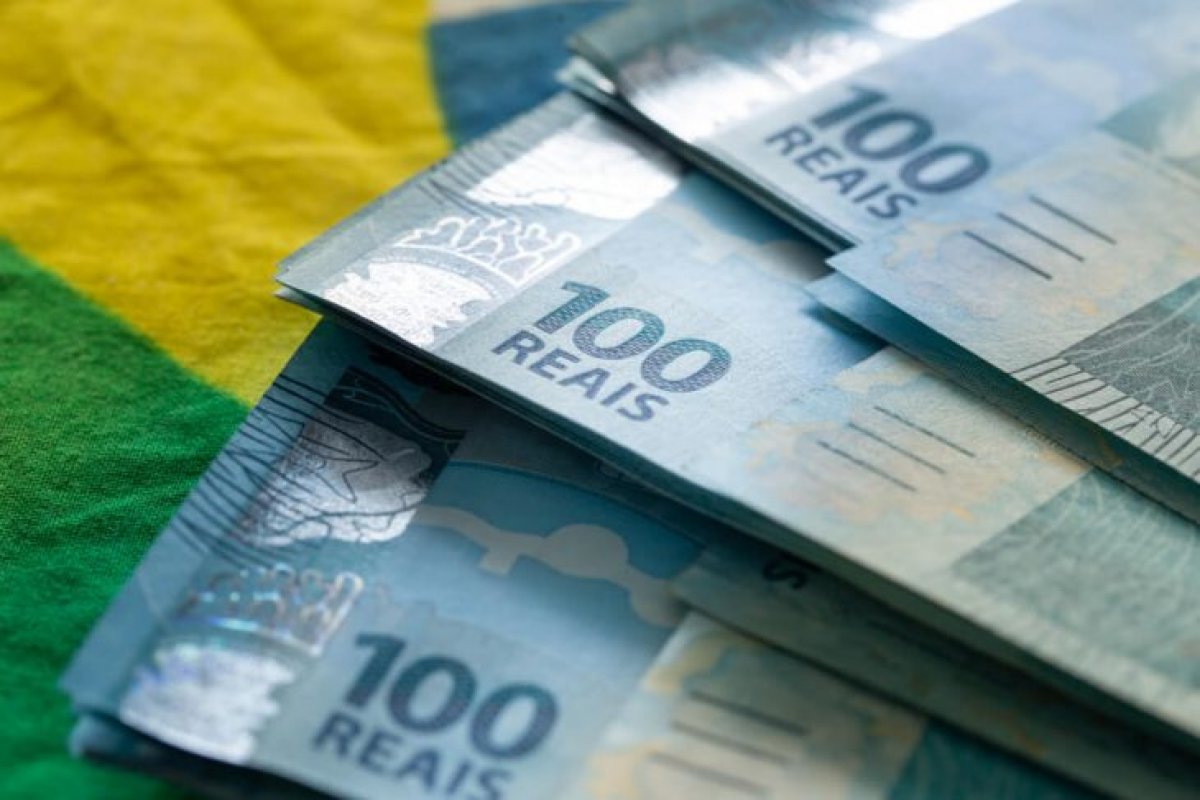 Reunião que discute reforma tributária começa com homenagem a major Olimpio nesta terça (04)