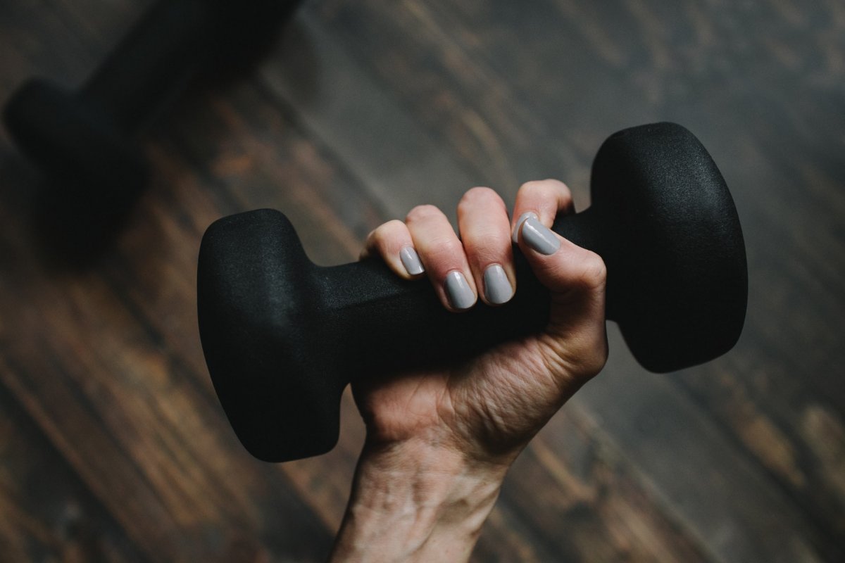 Força e massa muscular diminuem risco de covid grave, segundo estudo