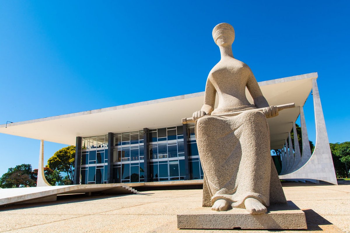 STF adia julgamento sobre correção do FGTS