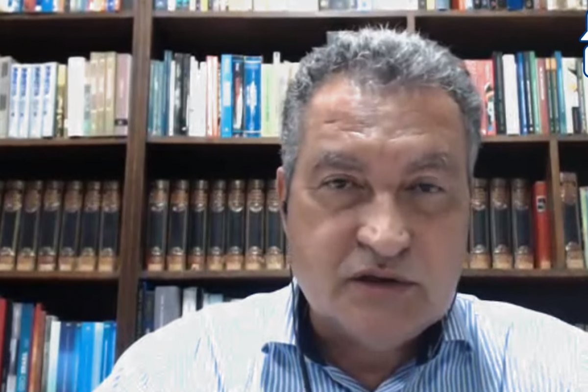 "A única capacidade é de odiar e transmitir raiva", diz Rui Costa sobre o presidente Jair Bolsonaro 