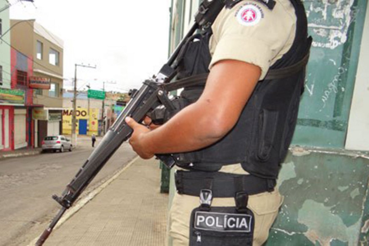 Médica é sequestrada após se envolver em acidente de trânsito