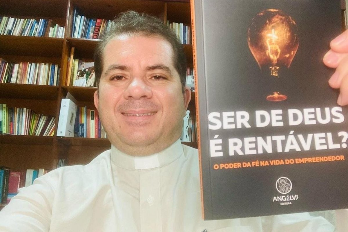  Frei Rogério Soares lança livro para empreendedores 