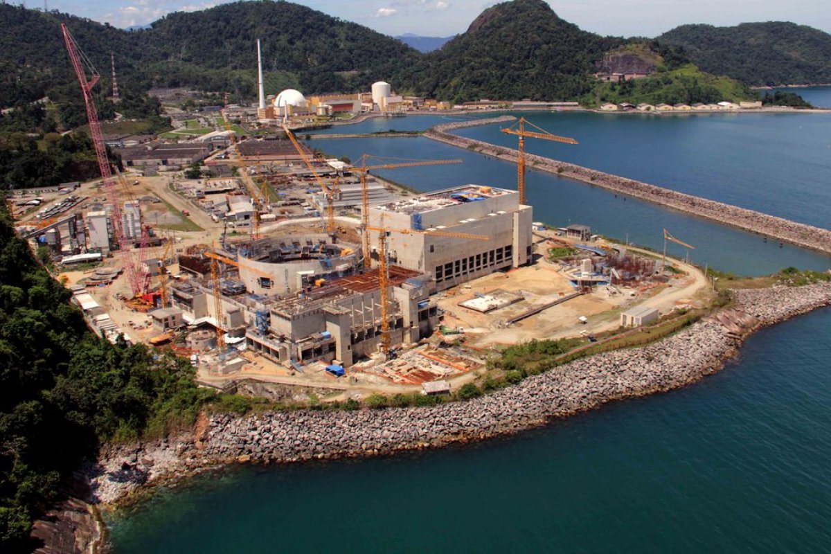 Governo Federal retomará obras de Angra 3 na próxima semana 
