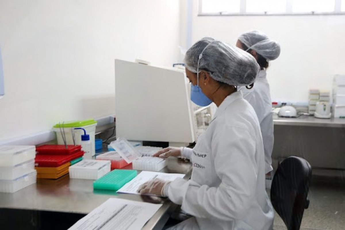 Lacen-BA conclui 225 sequenciamentos genéticos em pacientes com Covid-19 
