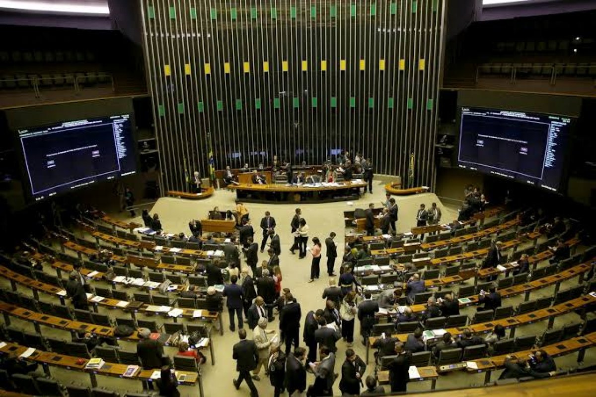 Câmara aprova Projeto de Lei que reduz Fundo Eleitoral