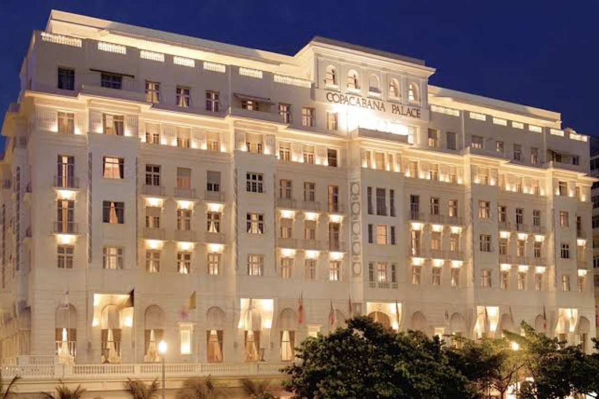 Após festa para 500 pessoas, Copacabana Palace é multado em R$ 15 mil e interditado para eventos por 10 dias