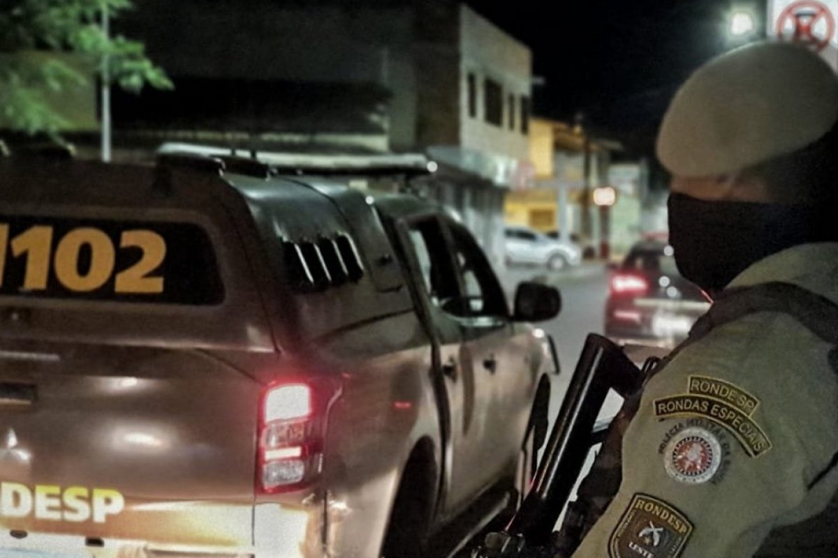 Governo prorroga toque de recolher no estado até o dia 25 de maio