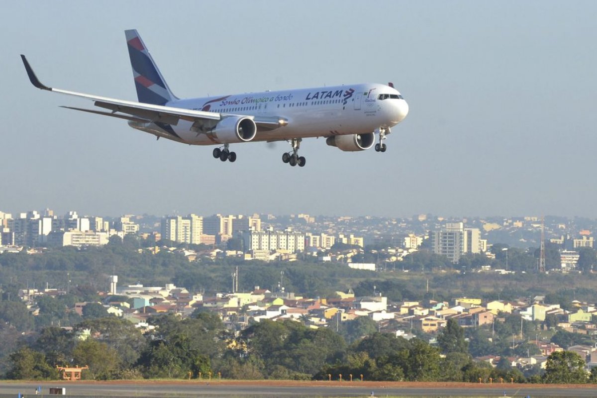 Voos domésticos têm aumento de aproximadamente 22% em maio