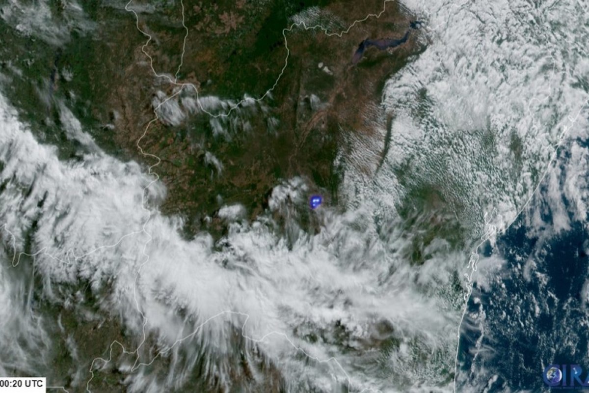 Vídeo mostra luminosidade no céu seguida de barulho em cidades da Bahia