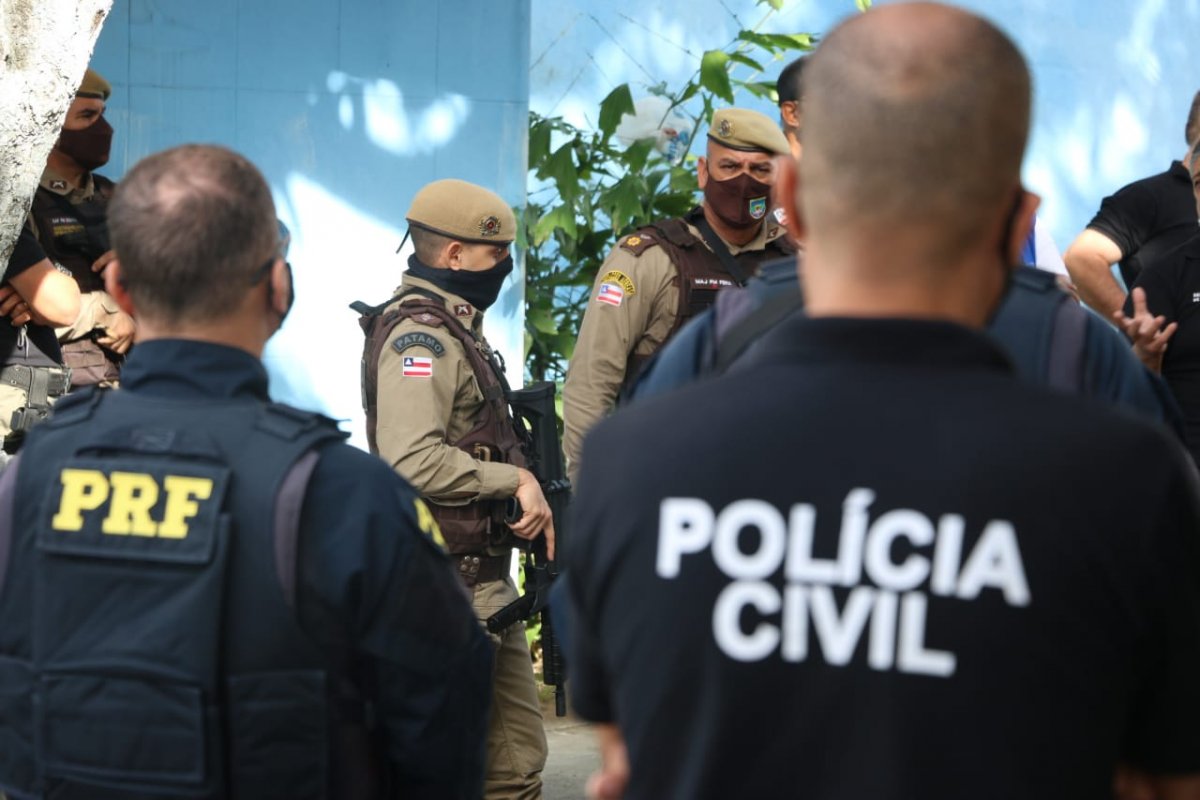 Operação integrada fiscaliza comércio de peças de veículos