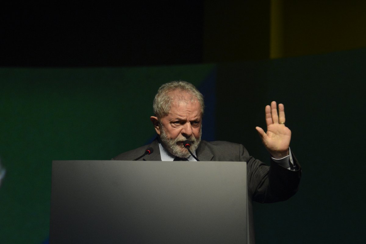 Após FHC afirmar que votaria em Lula, petista retribuiu: "Fico feliz"