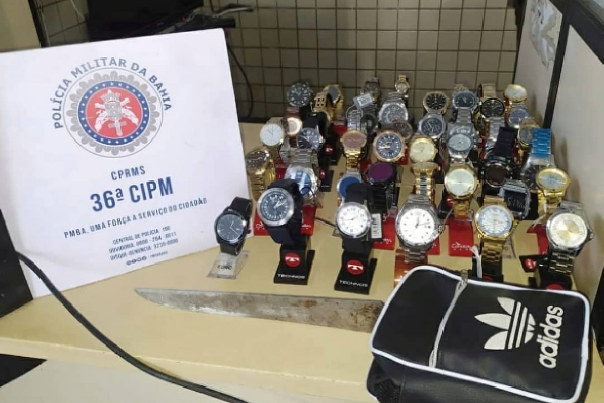 Homem é capturado após roubo de 44 relógios na RMS