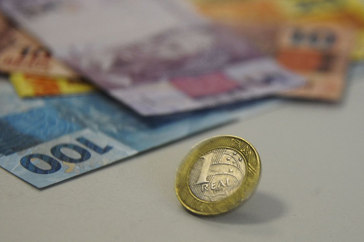 Dívida das empresas abertas cresce 50% em 10 anos e chega a R$ 1,2 trilhões