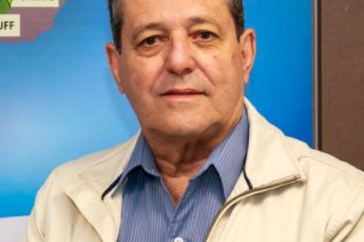 Antonio Carlos Lemos tem exoneração solicitada por Reitor da UFBA