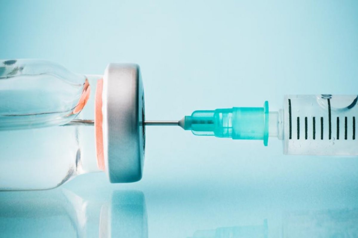 Pfizer anuncia teste com combinação de vacinas contra a pneumonia e a covid-19