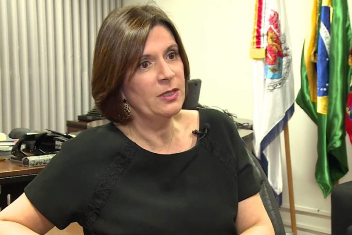 Ministra do STM diz que presença de Pazuello em ato "põe em xeque disciplina do Exército"