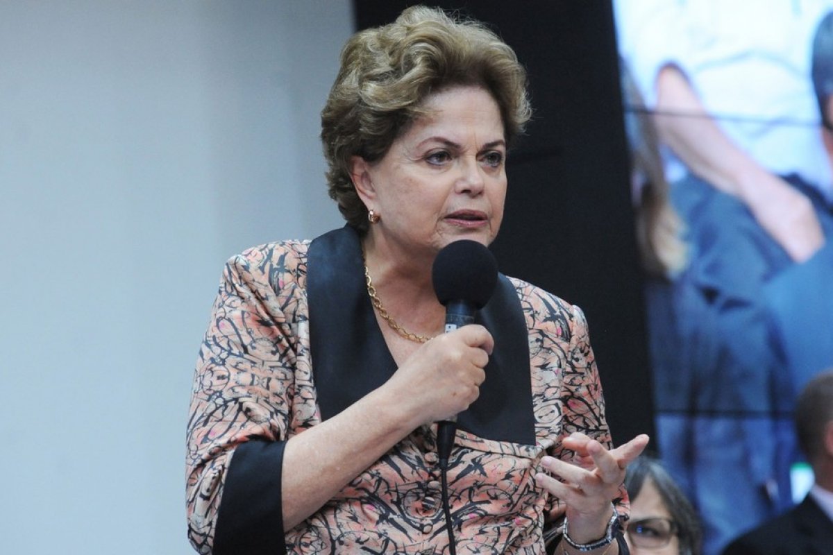 Dilma Rousseff recebe alta nesta terça-feira (25)