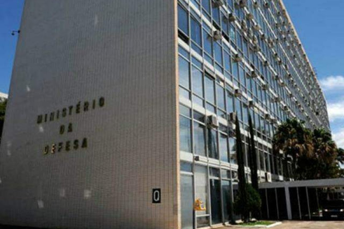 PF cumpre oito mandados de busca e apreensão contra corrupção no DF na manhã desta quarta-feira (26)
