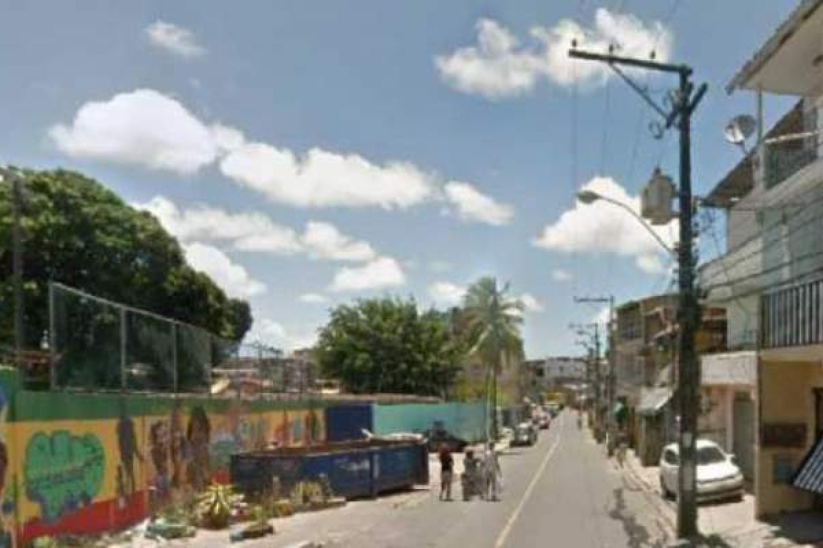 Suspeito é morto após troca de tiros com policial no bairro Tancredo Neves em Salvador