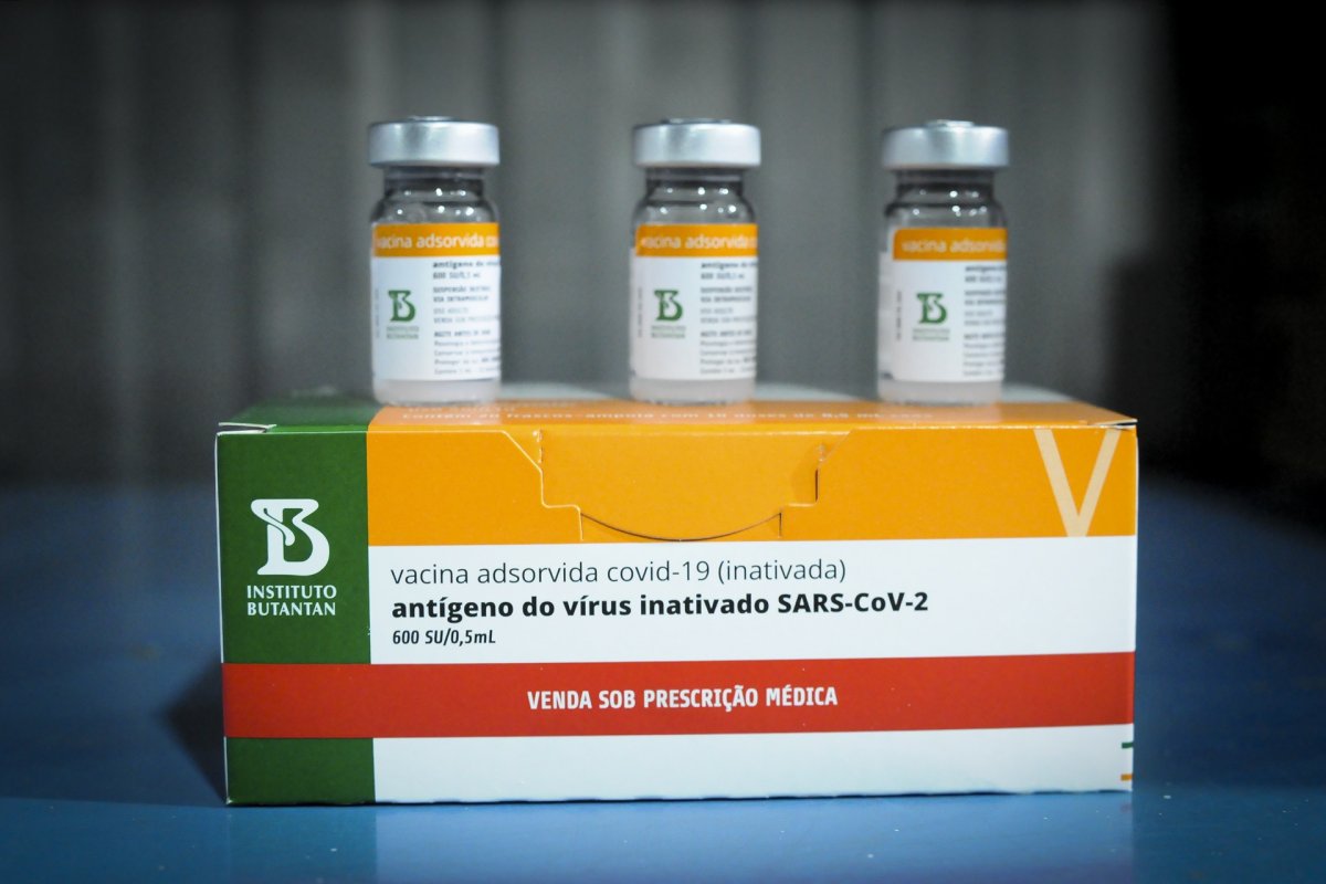 OMS aprova uso emergencial da Coronavac contra a Covid-19