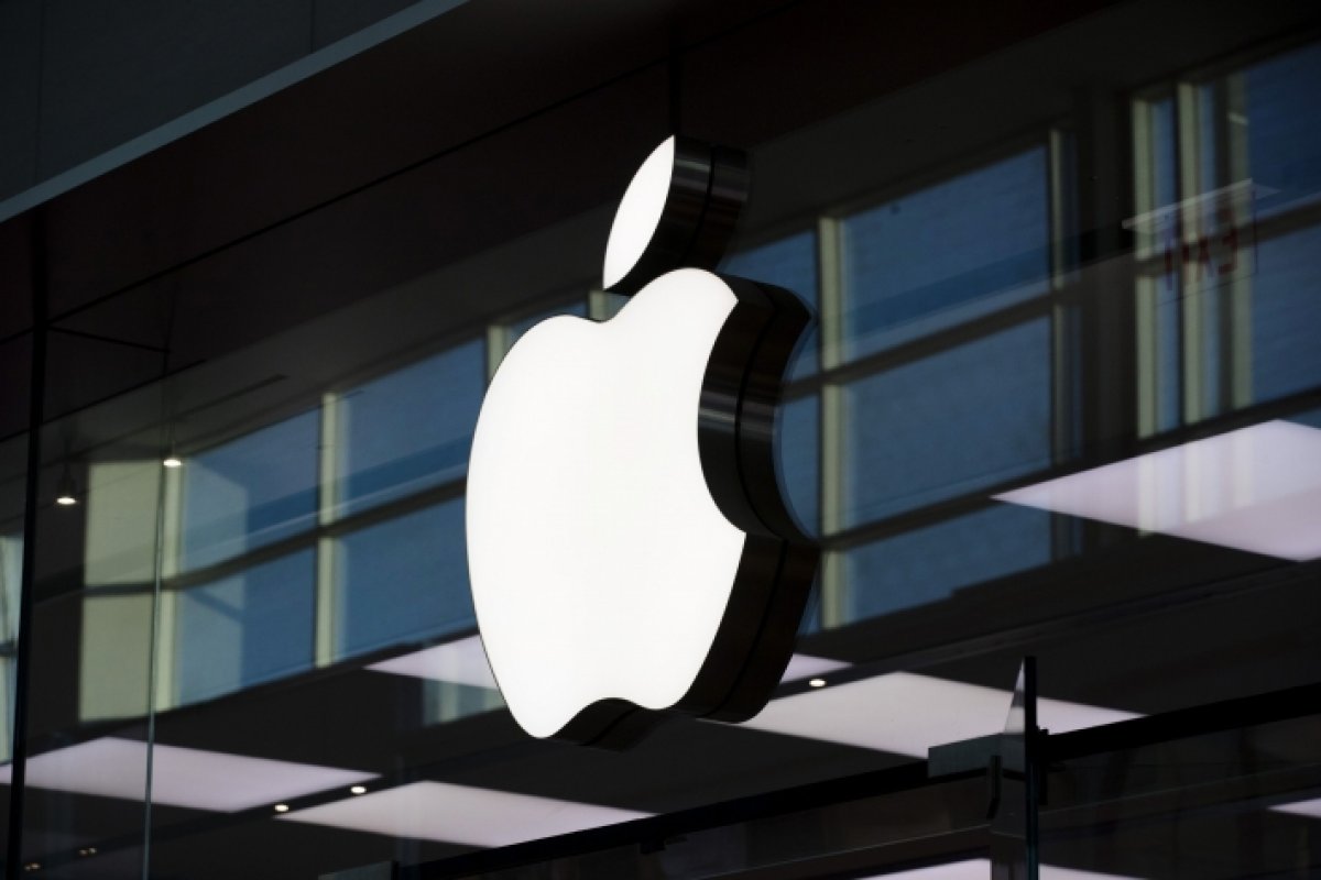 Apple destaca a ausência de trabalho infantil em sua conduta