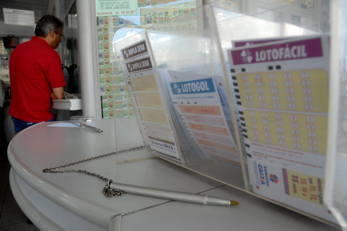 Quatro apostas baianas na Lotofácil dividem prêmio de R$ 99,4 milhões
