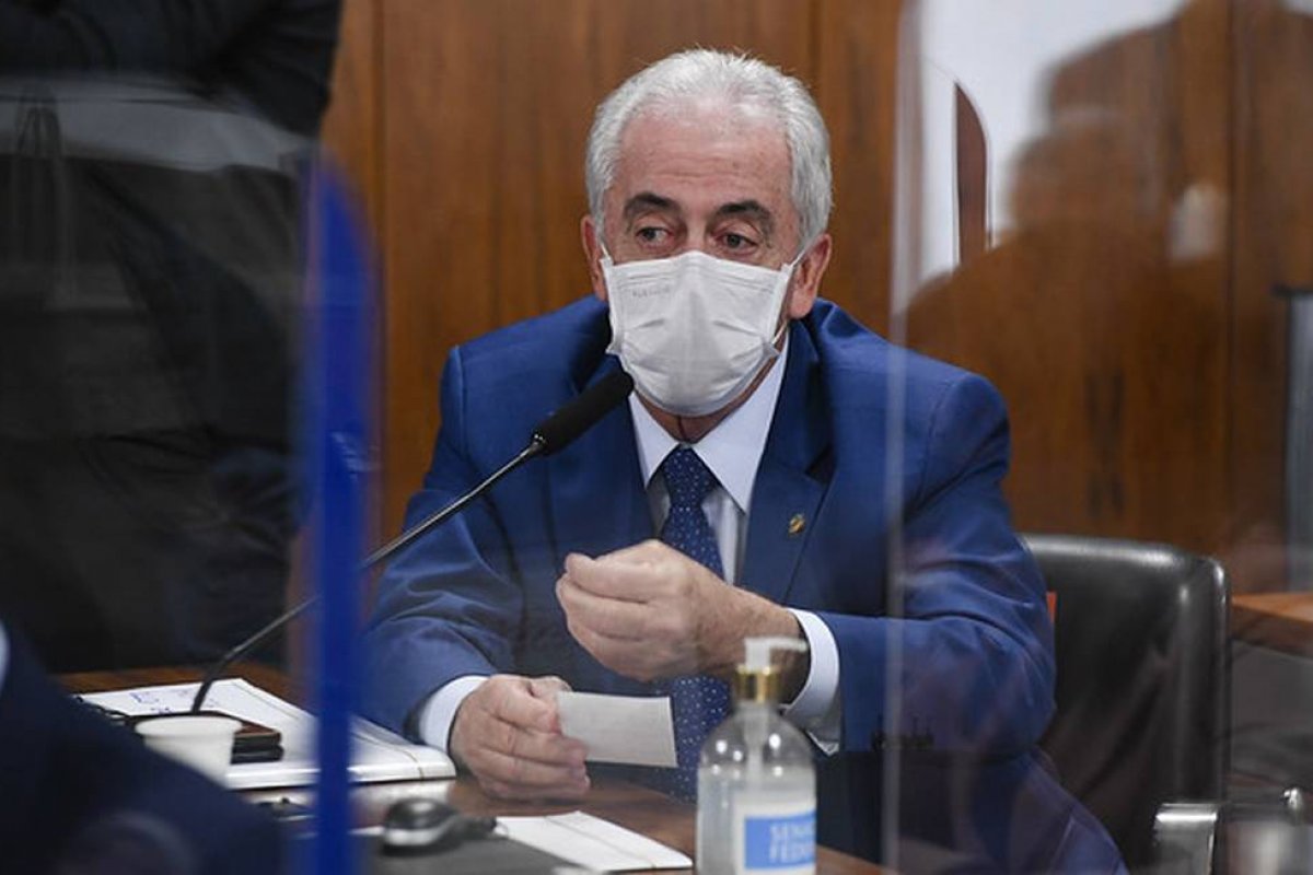 Otto diz que usou palavras técnicas e dentro da linguagem parlamentar "adequada" para interrogar Nise Yamagushi