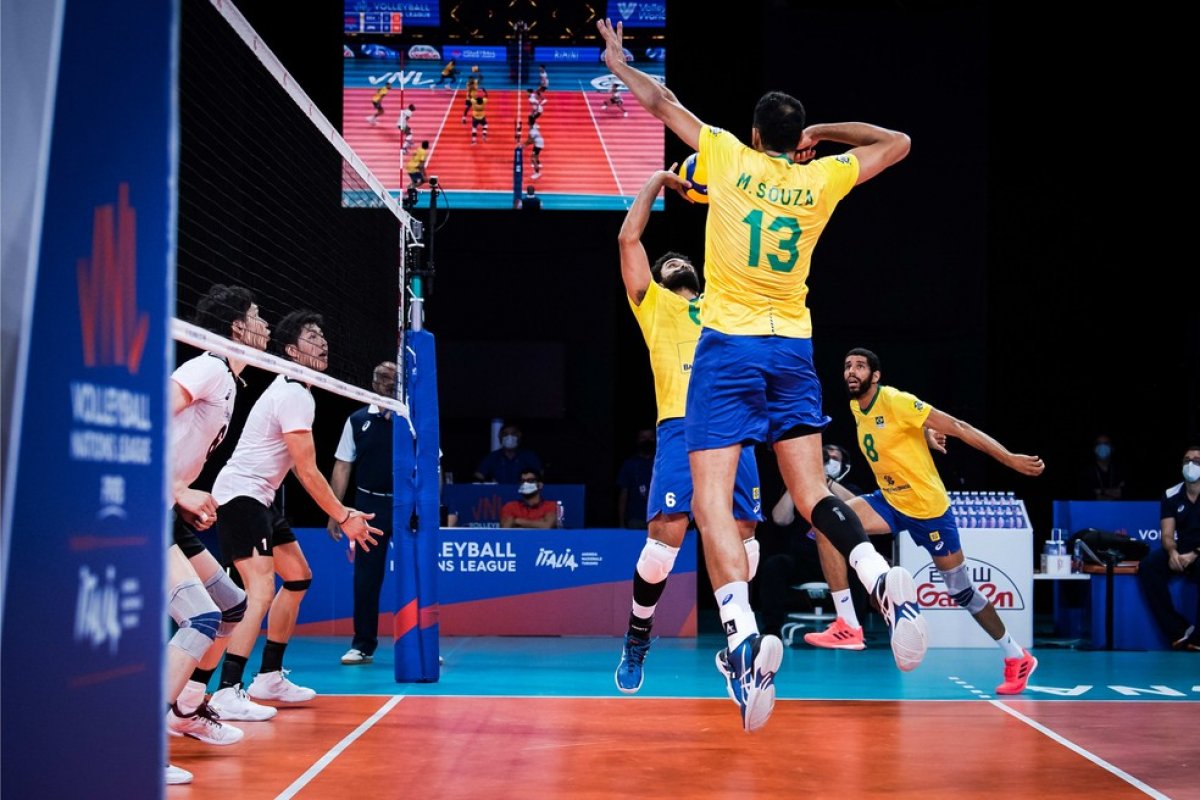 Após primeira derrota, Brasil supera Japão e se reabilita na Liga das Nações de Volei