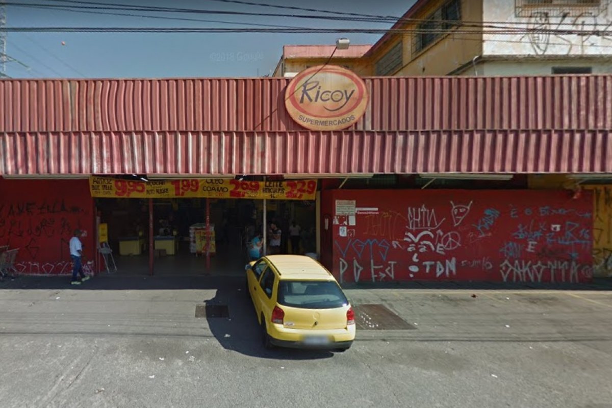 Presos seguranças suspeitos de torturar adolescente dentro de um supermercado, em São Paulo