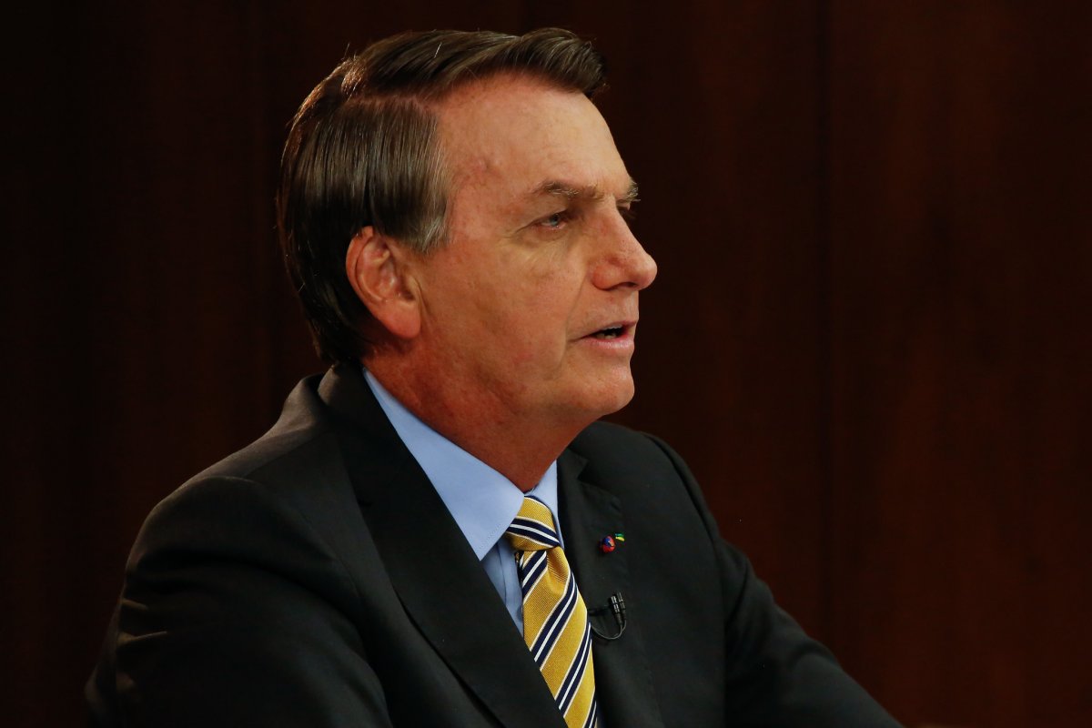 Governo discute fim do Auxílio Emergencial e aumento do Bolsa Família