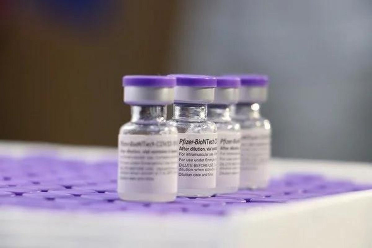 Pfizer entrega hoje ao governo federal novo lote com 936 mil doses da vacina contra Covid-19