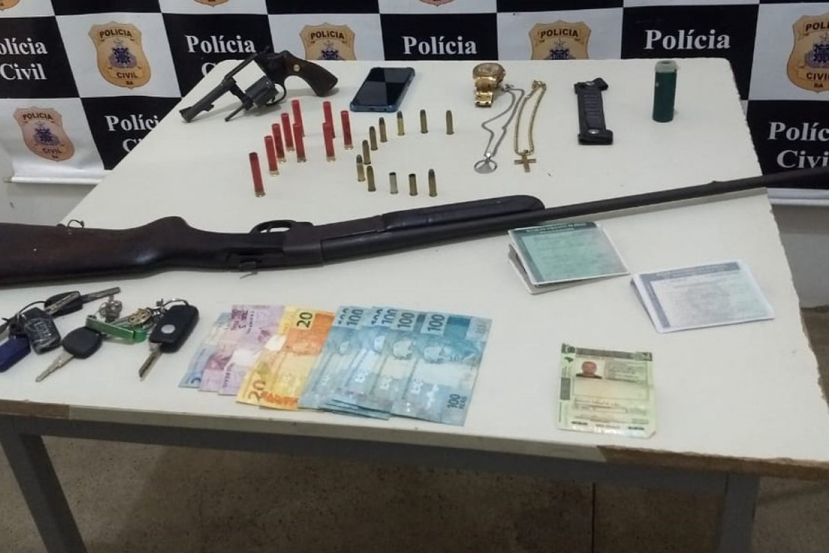 Preso suspeito de homicídio e de integrar facção de roubos a banco em Juazeiro 