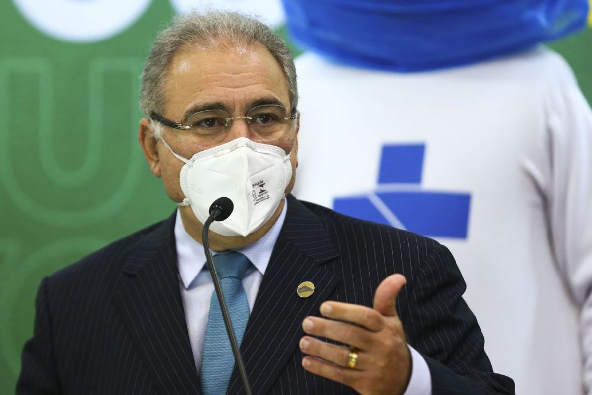 Para garantir Copa América, Queiroga aprova doação de vacinas extras para Cuiabá