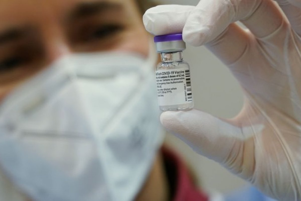 EUA anunciam doação de 500 milhões de doses Pfizer aos 100 países mais pobres