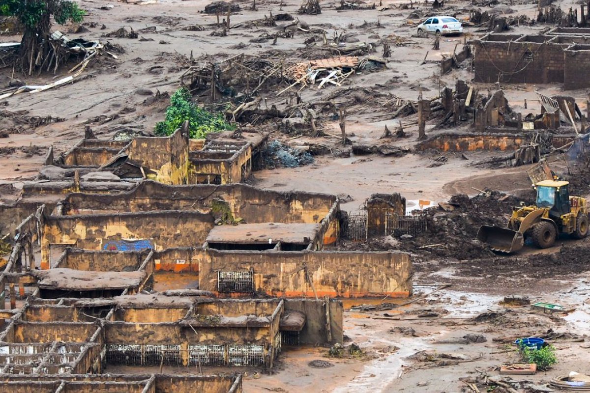 AGU cobra multa de R$ 14 milhões da Vale e BHP pela tragédia de Mariana