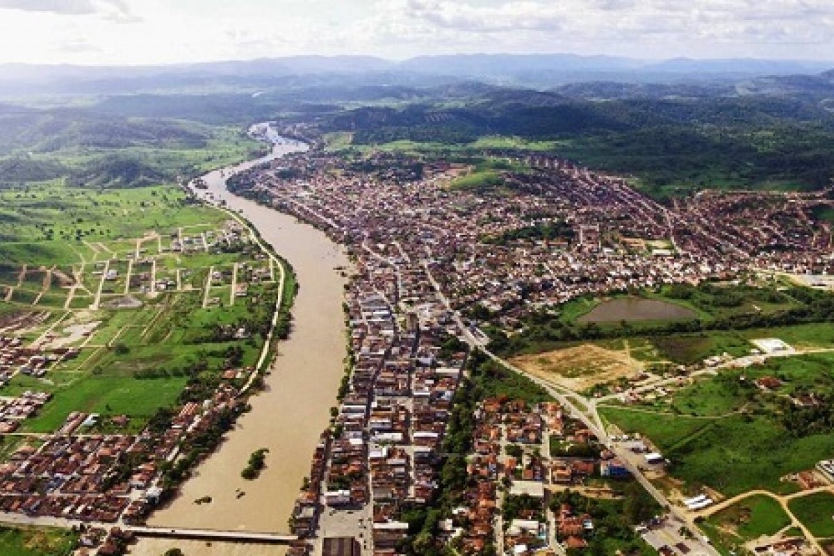 Prefeitura de Ipiaú abre 200 vagas para área de saúde