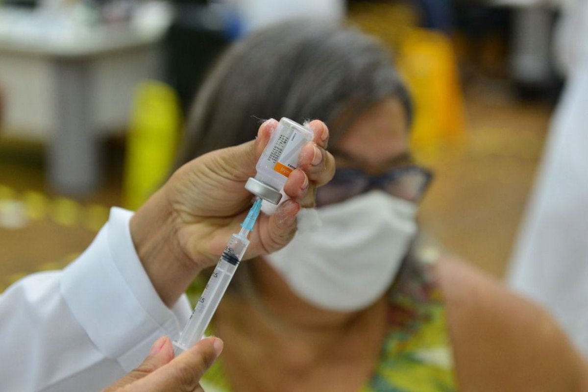 Salvador: mutirão da 2ª dose vacina pessoas com reforço marcado até 27 de junho