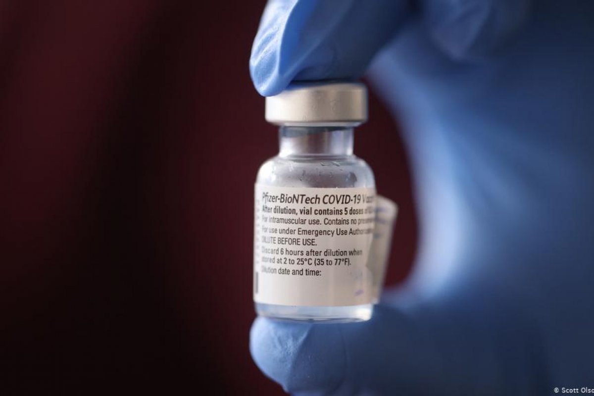 Governo anuncia chegada de 842 mil doses de vacinas contra a Covid-19  do consórcio Covax