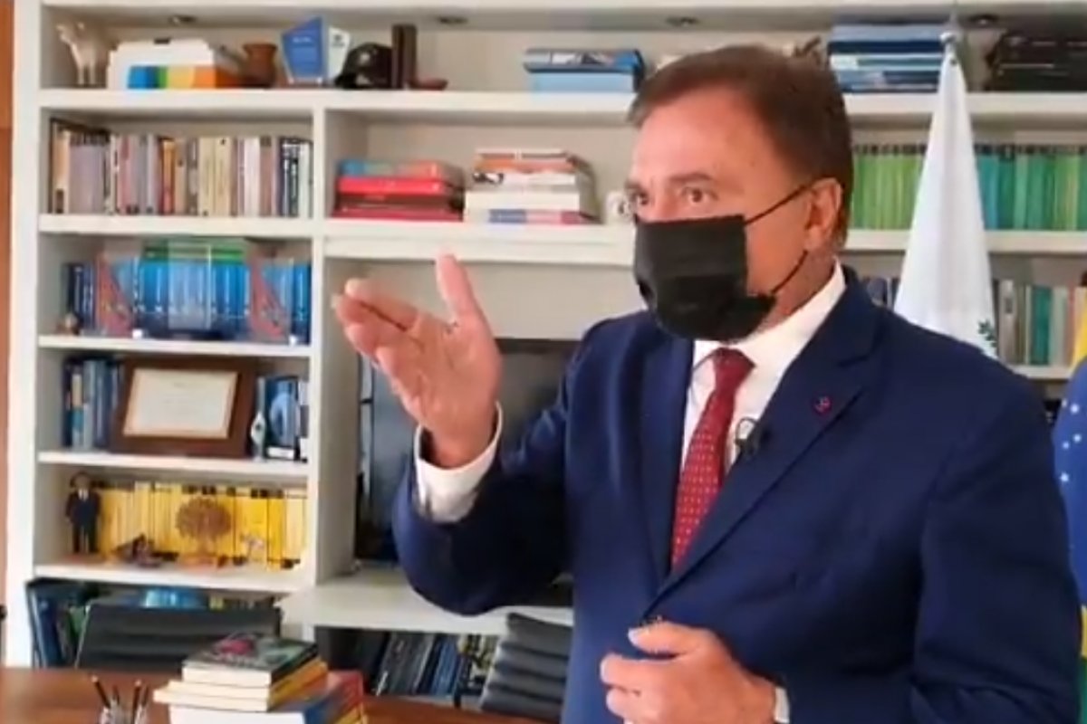 "Salto civilizatório para nosso país", diz senador sobre votação da PEC do foro privilegiado 