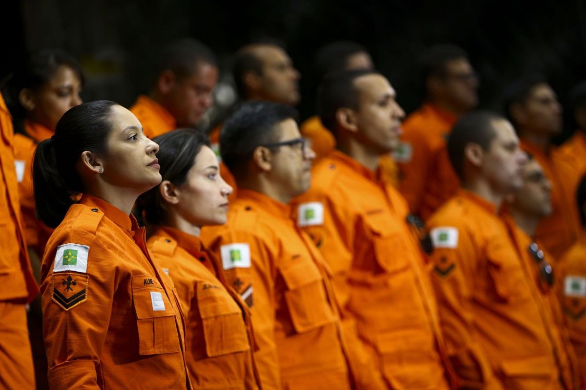 PMs e bombeiros ganham atendimento no SAC