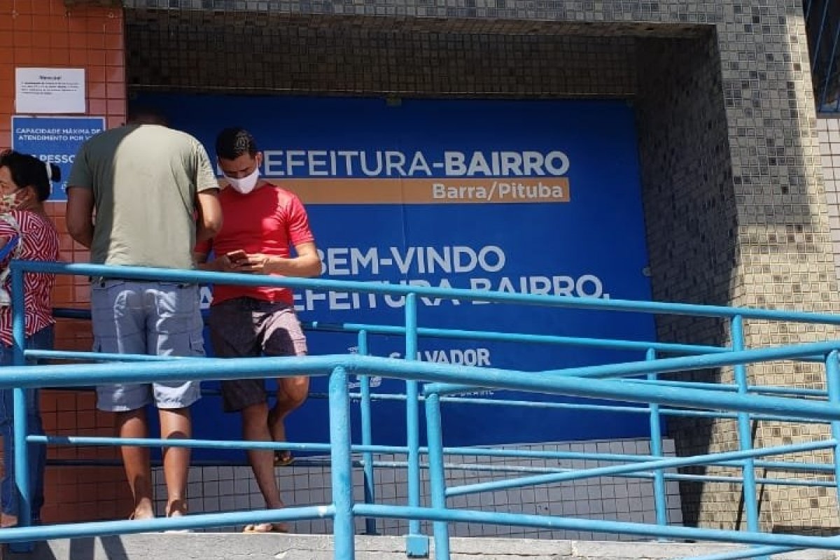 Usuários da Prefeitura-Bairro de Salvador relatam problemas enfrentados no canais de atendimento virtual