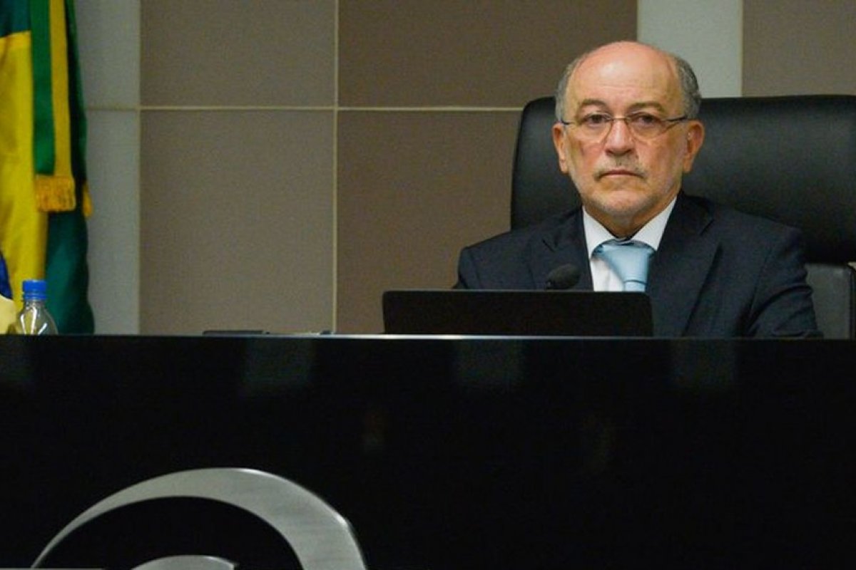 2ª Turma do STF rejeita denúncia contra ministro baiano Aroldo Cedraz
